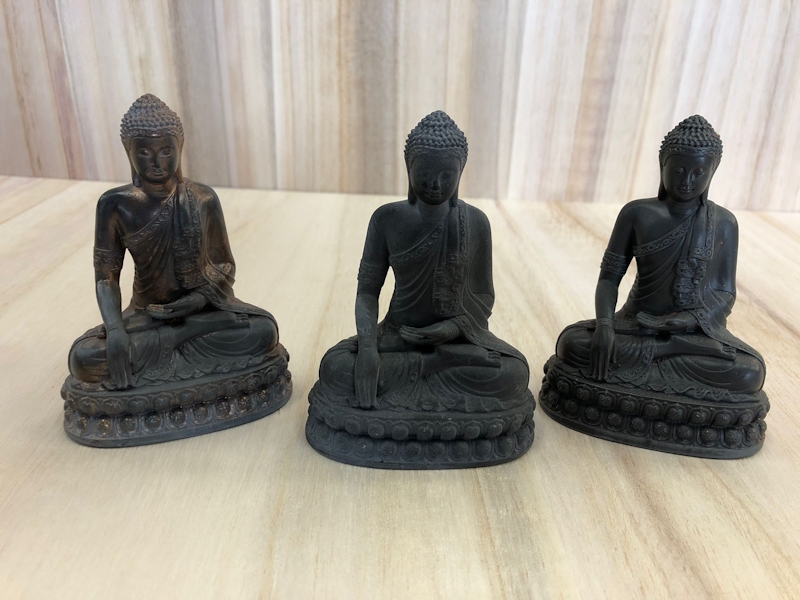 Buda sentado resina 10 cm